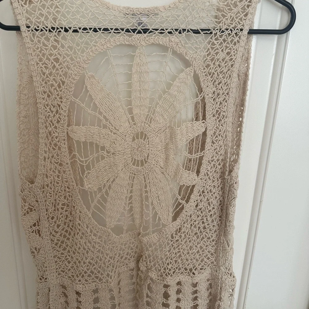 Cato boho crochet sleeveless vest with fringe western boho size L - Picture 3 of 4